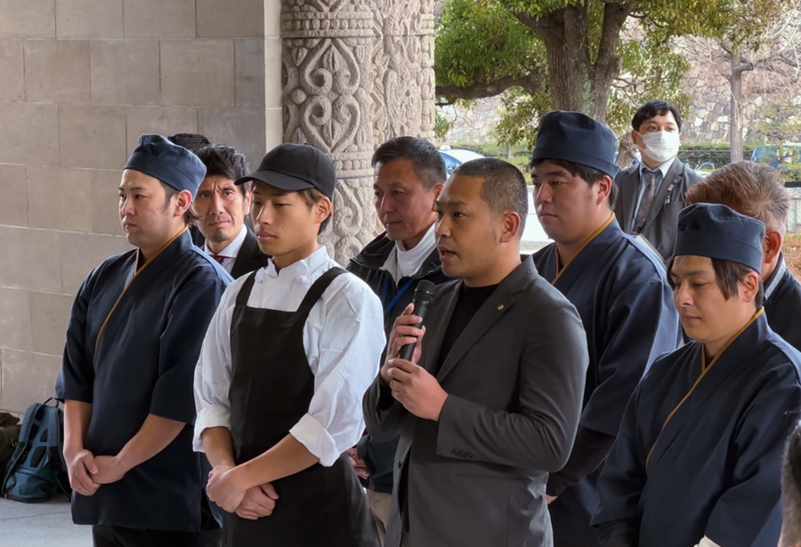 あったかい食事支援隊出発式代表枦山義彦